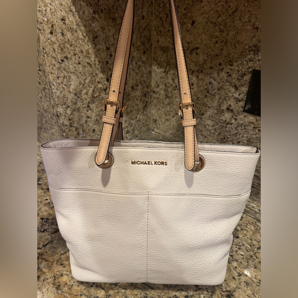 Michael Kors Leather 12 pocket Tote Bag